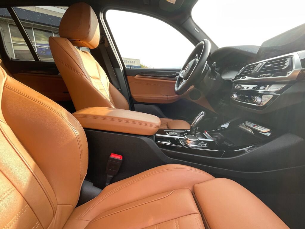 Used 2021 BMW X3 M40i w/ Executive Package image 25