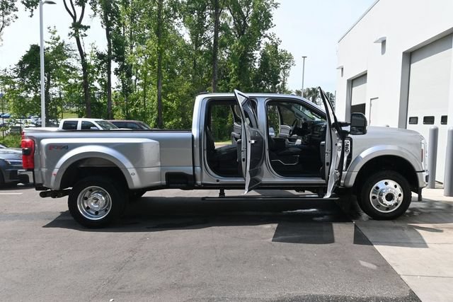 Used 2024 Ford F450 Lariat w/ Lariat Ultimate Package AWD/4WD image 37