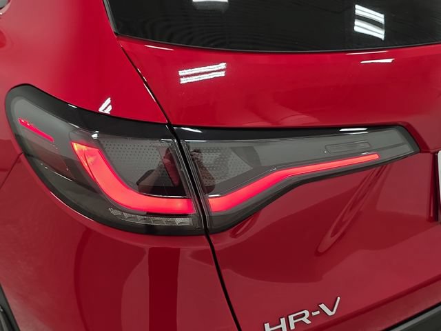 Used 2024 Honda HR-V Sport image 31