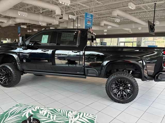 New 2026 Chevrolet Silverado 2500 LTZ w/ Trail Boss Package AWD/4WD image 4