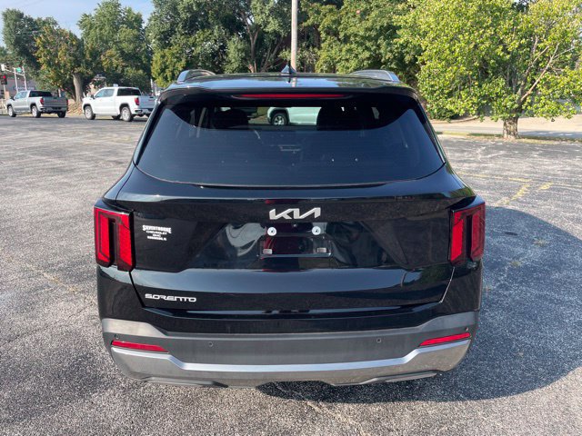 Used 2025 Kia Sorento SX FWD image 5