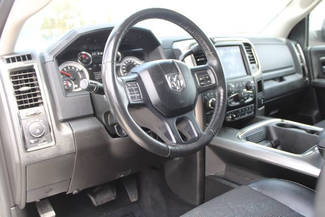 Used 2018 RAM 2500 Big Horn w/ Sport Appearance Group AWD/4WD image 18
