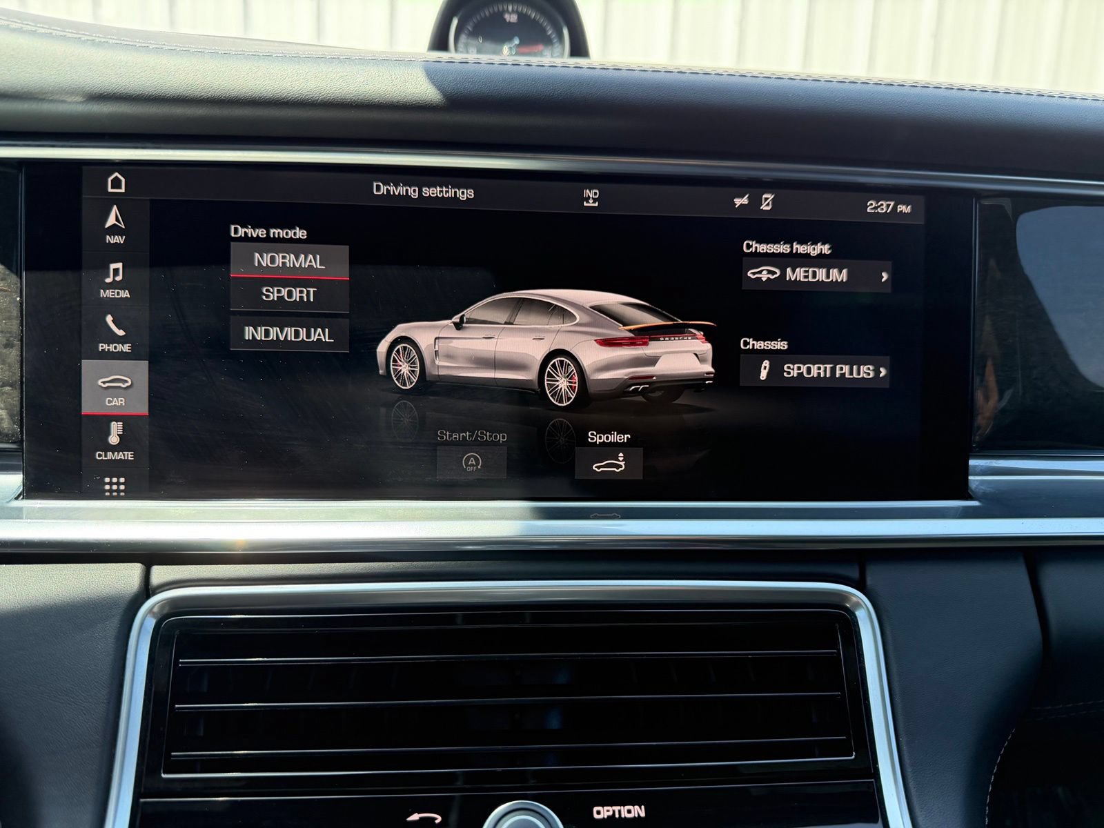 Used 2017 Porsche Panamera Turbo AWD/4WD image 16