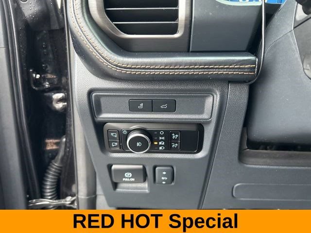 Used 2023 Ford Expedition Platinum AWD/4WD image 19