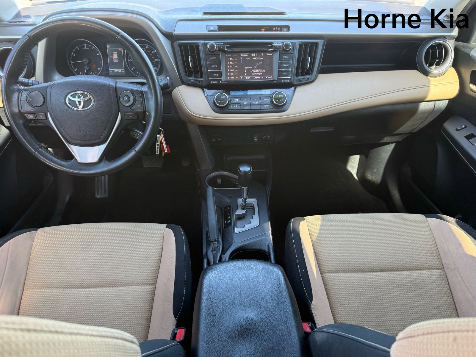 Used 2017 Toyota RAV4 XLE w/ Carpet Mat Package image 24