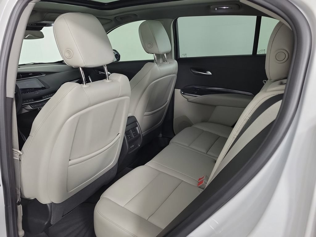 Used 2023 Cadillac XT4 Luxury w/ Driver Awareness Package FWD image 12