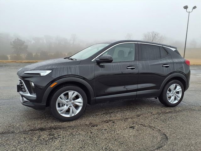 Used 2025 Buick Encore GX Preferred image 35