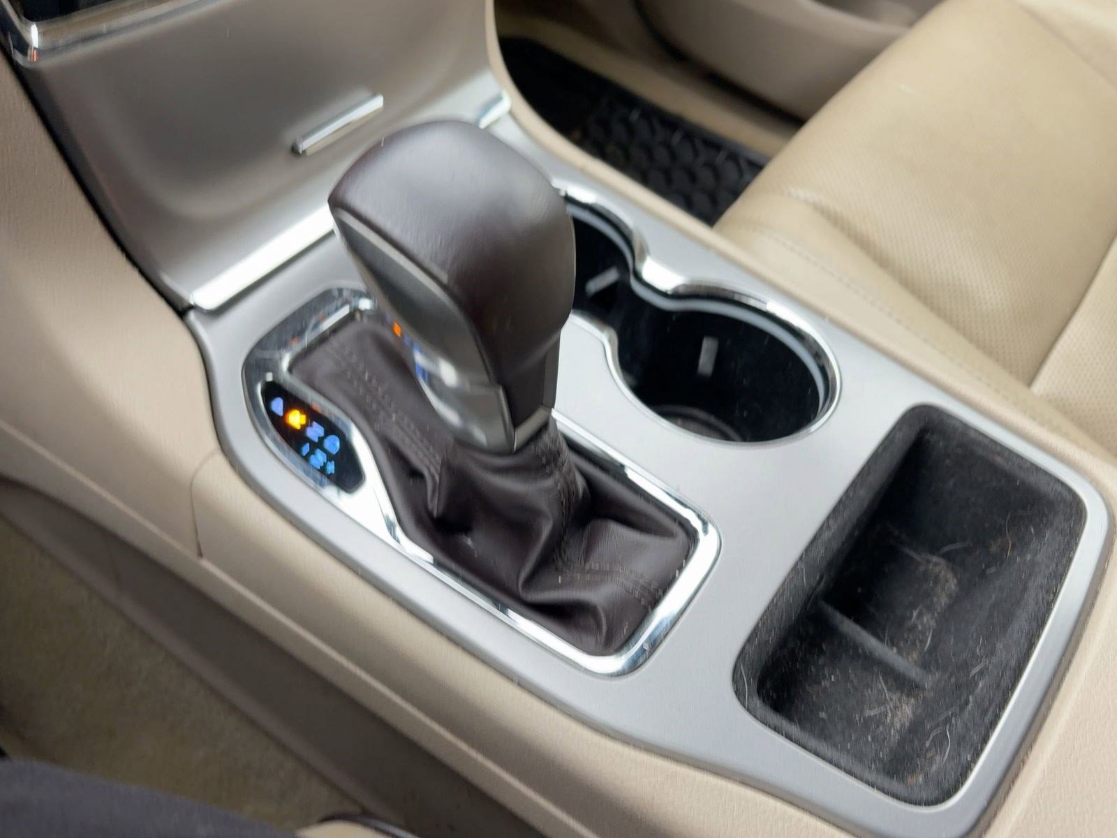 Used 2021 Jeep Grand Cherokee Overland w/ Trailer Tow Group IV image 19