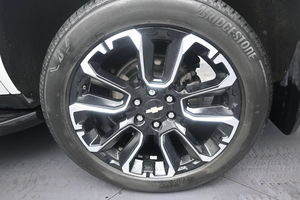Used 2022 Chevrolet Tahoe High Country AWD/4WD image 10