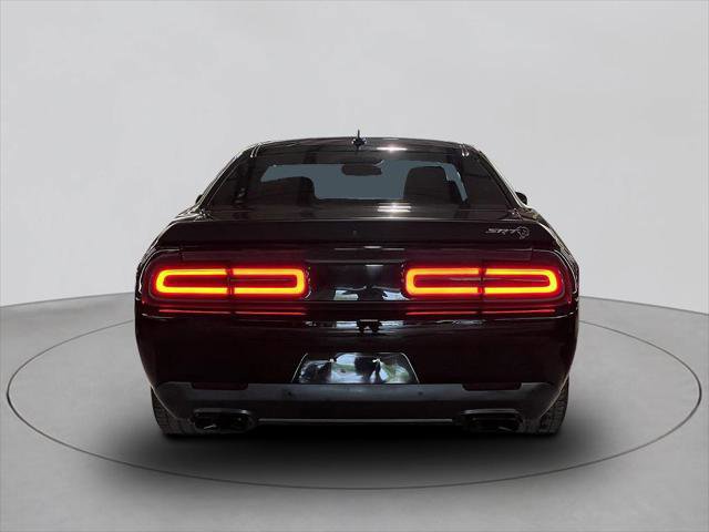 Used 2016 Dodge Challenger SRT Hellcat RWD image 7
