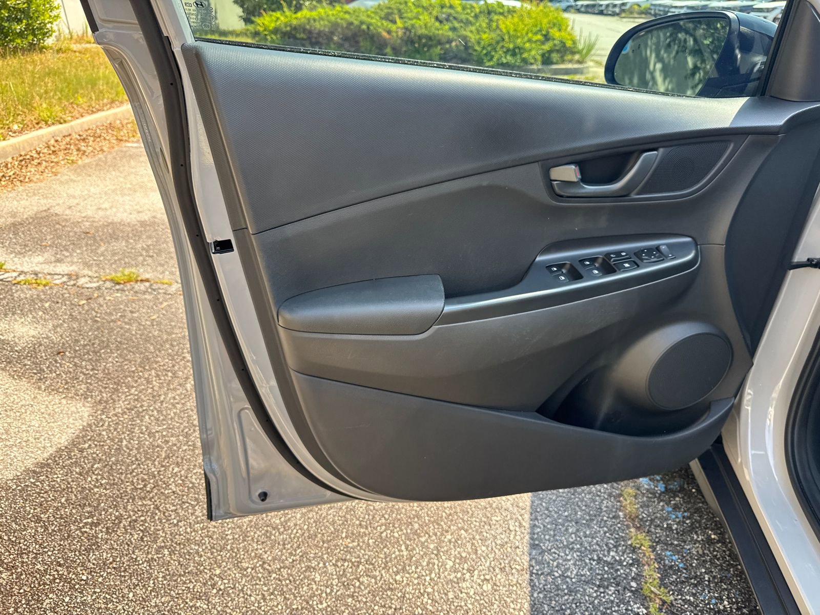 Used 2023 Hyundai Kona SEL w/ Cargo Package AWD/4WD image 10