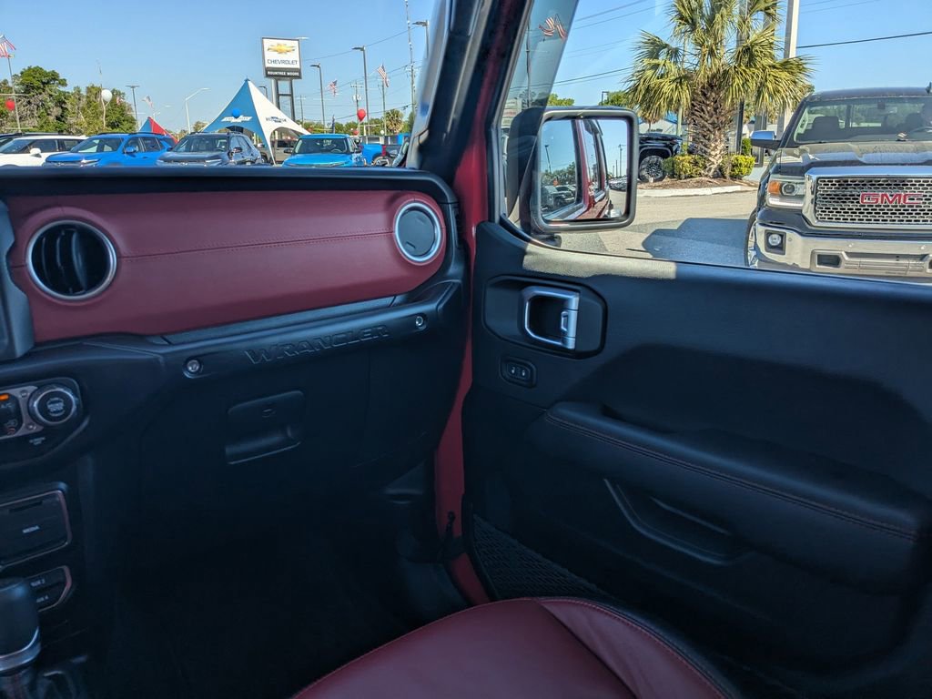 Used 2023 Jeep Wrangler Unlimited Rubicon 4xe AWD/4WD image 16