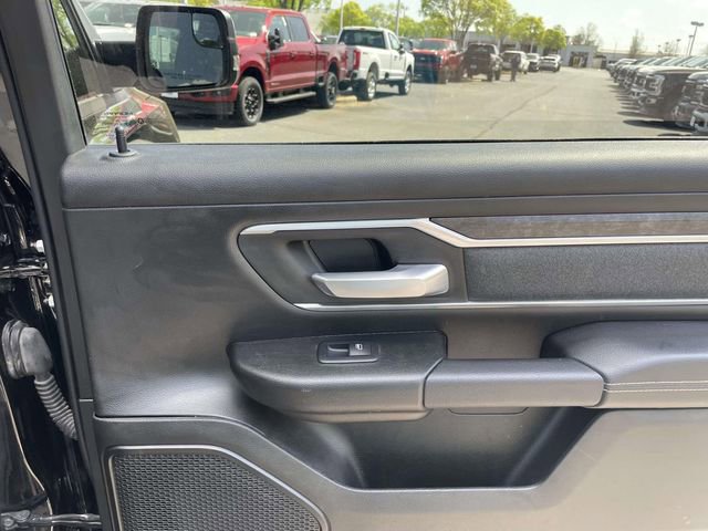 Used 2023 RAM 1500 Big Horn AWD/4WD image 25