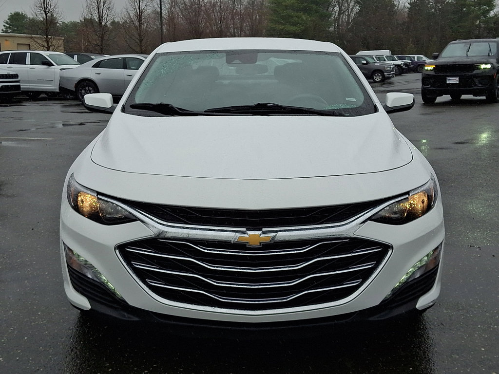 Used 2025 Chevrolet Malibu LT image 8