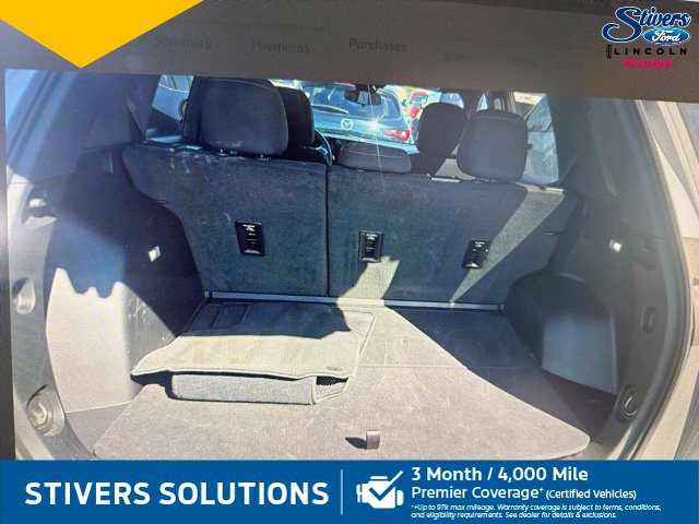 Used 2026 Chevrolet Equinox LT FWD image 10