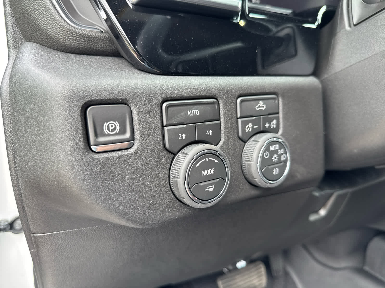 New 2026 Chevrolet Silverado 1500 RST w/ Rally Edition image 18