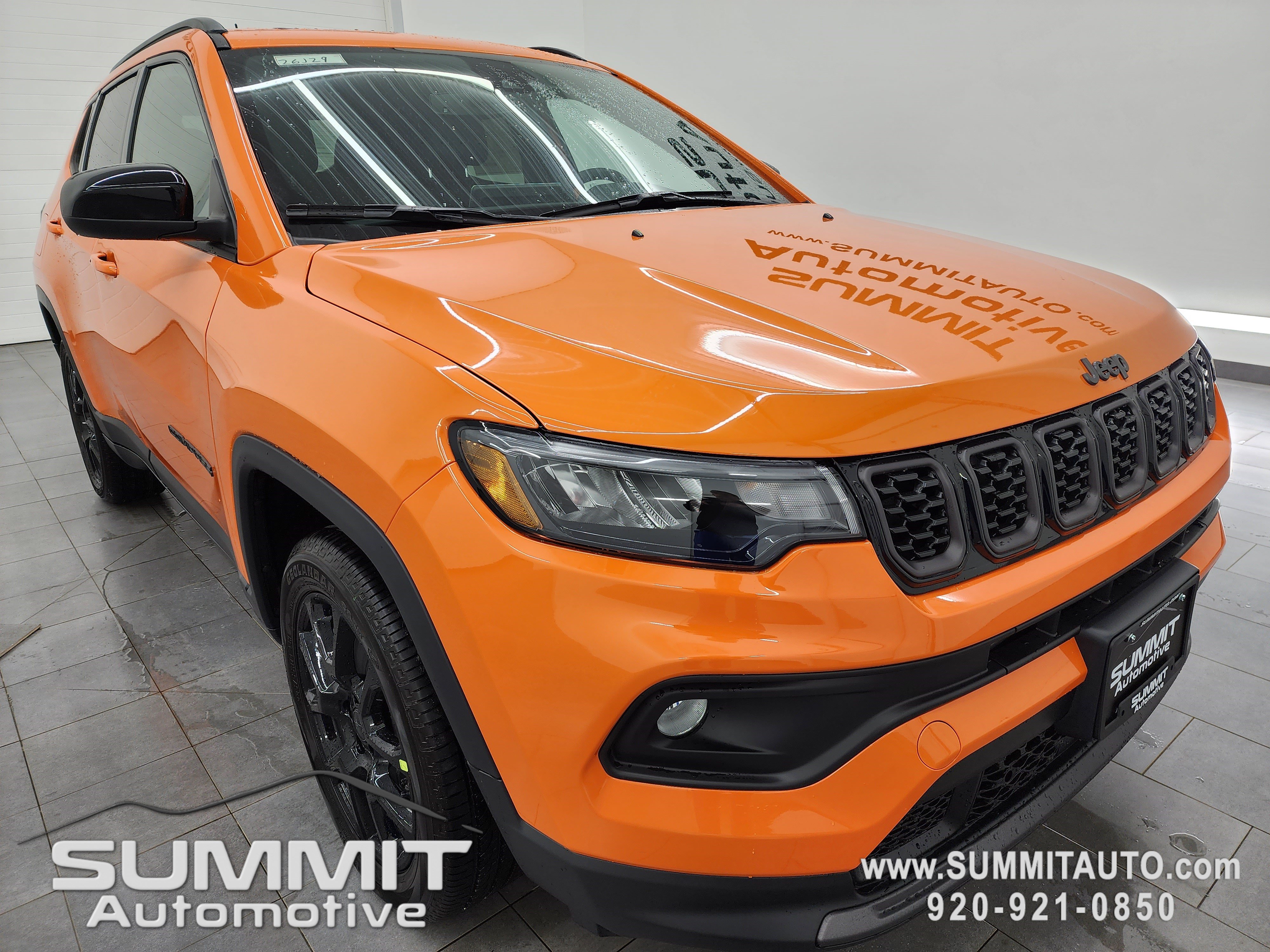 New 2026 Jeep Compass Latitude w/ Sun and Sound Group AWD/4WD image 2