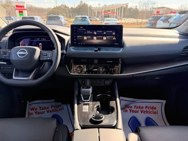 Certified 2025 Nissan Rogue Platinum AWD/4WD image 28