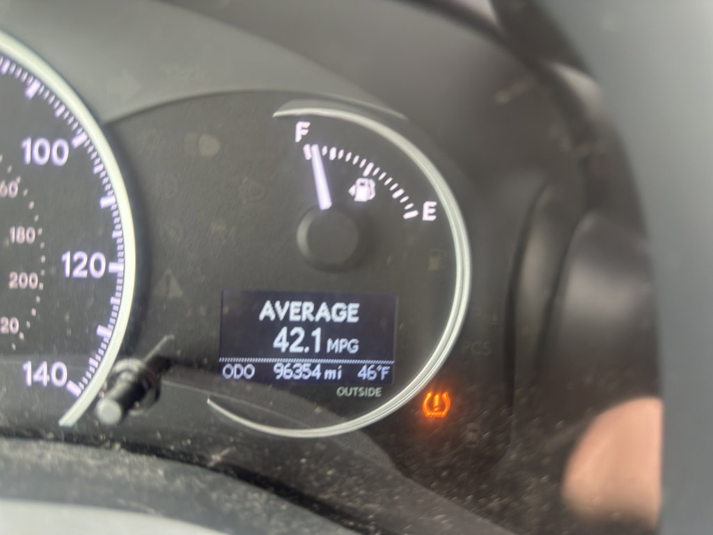 Used 2012 Lexus CT 200h Premium w/ Leather Pkg image 5