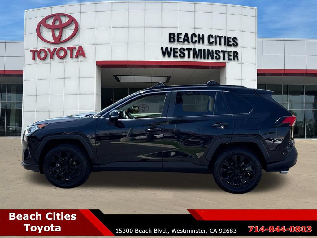 Certified 2020 Toyota RAV4 XLE Premium AWD/4WD image 7