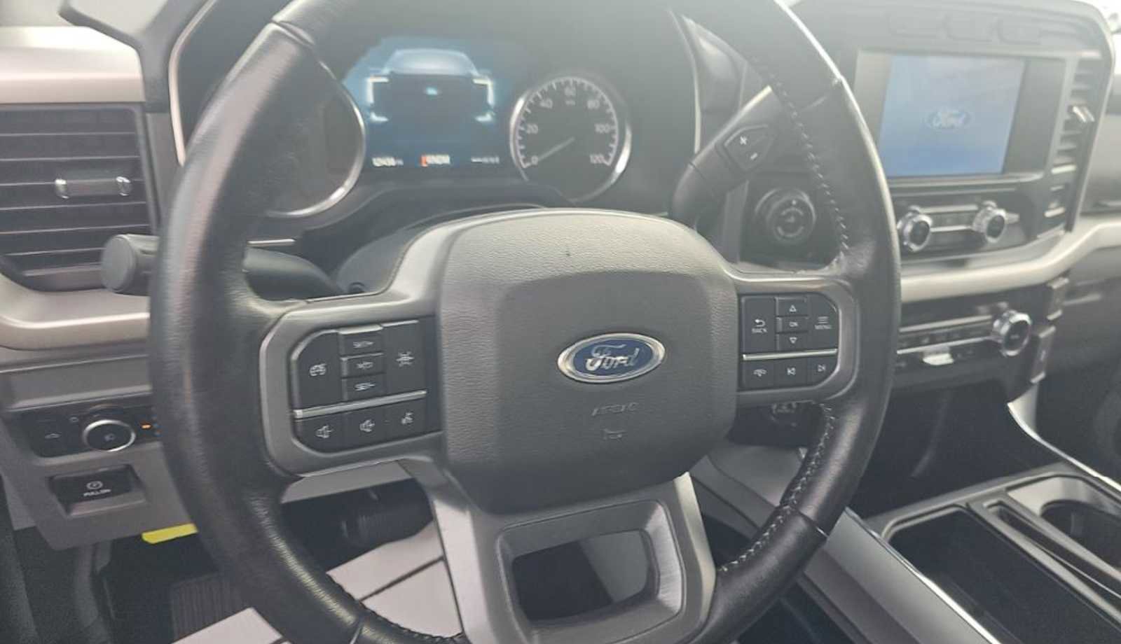 Used 2022 Ford F150 XLT w/ Equipment Group 301A Mid image 9