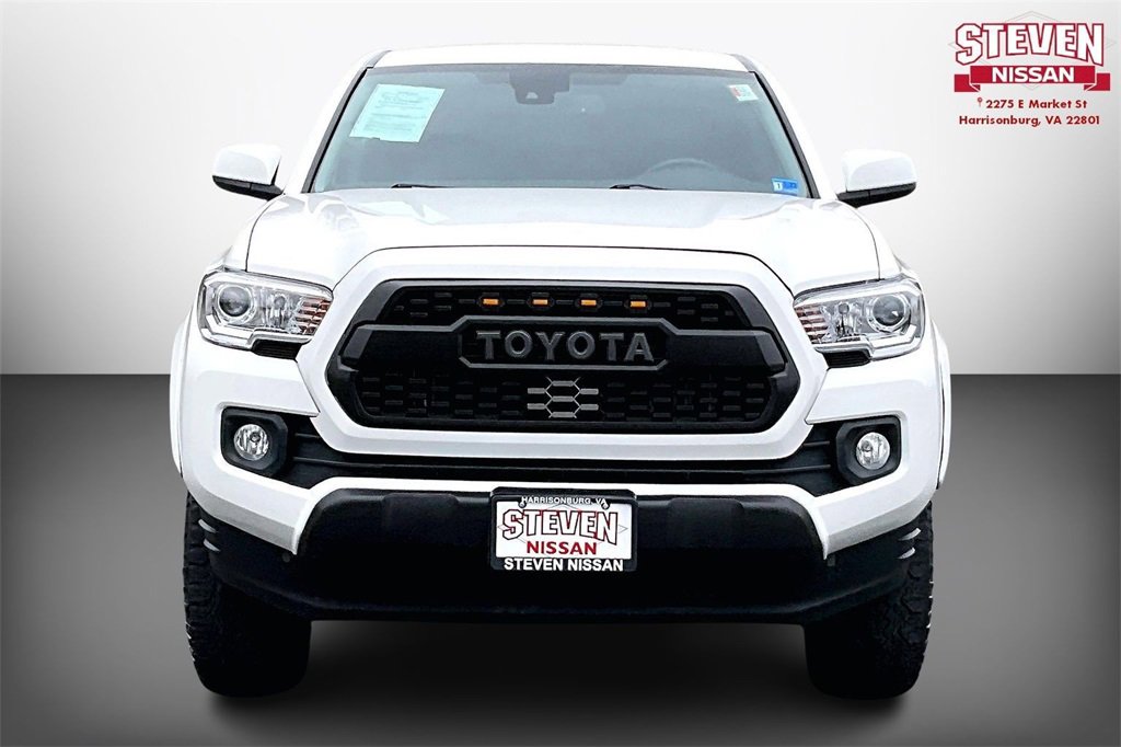 Used 2022 Toyota Tacoma SR5 image 2
