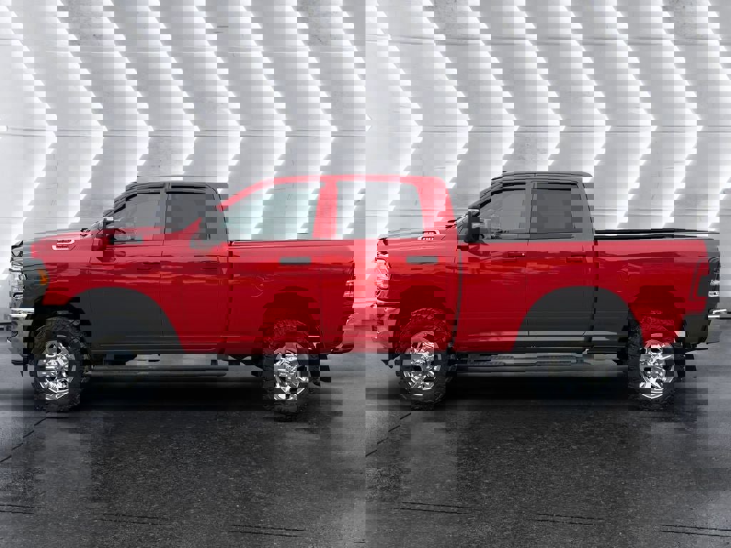 Used 2024 RAM 2500 Tradesman w/ Chrome Appearance Group image 3