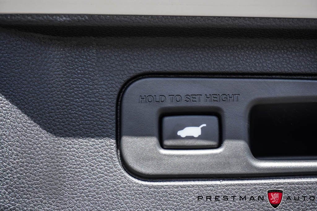 Used 2025 Honda Pilot Touring image 51