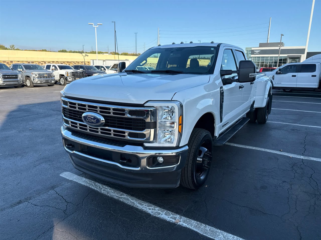 Used 2024 Ford F350 XLT image 4