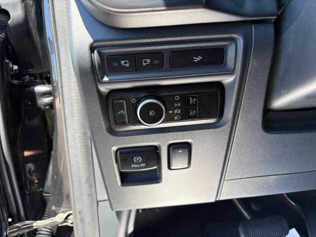 Used 2024 Ford F150 Lariat AWD/4WD image 21