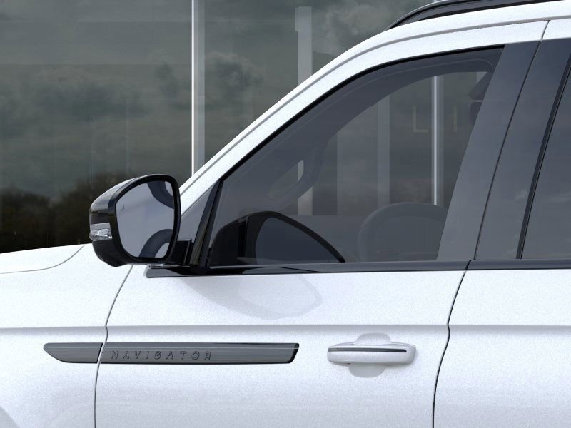 New 2025 Lincoln Navigator L Reserve w/ Jet Appearance Package image 21