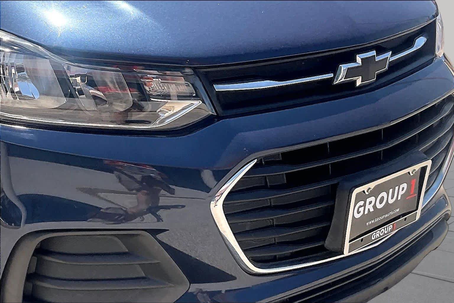 Used 2019 Chevrolet Trax LS w/ Tint and Cruise Package FWD image 29