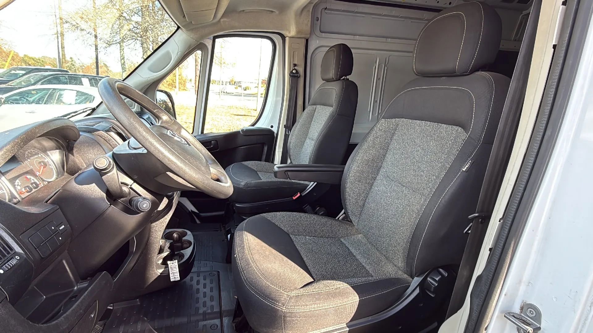 Used 2021 RAM ProMaster 2500 FWD image 17
