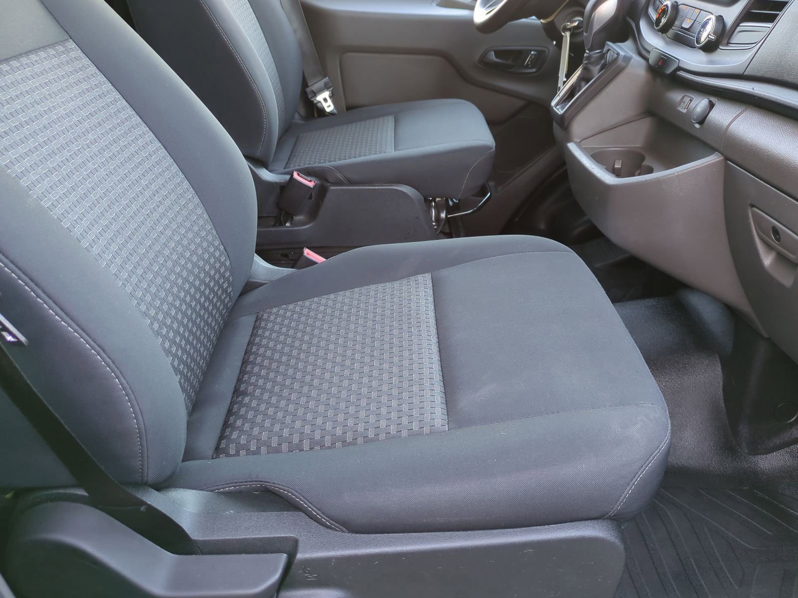 Used 2024 Ford Transit 250 Low Roof w/ Exterior Upgrade Package image 23