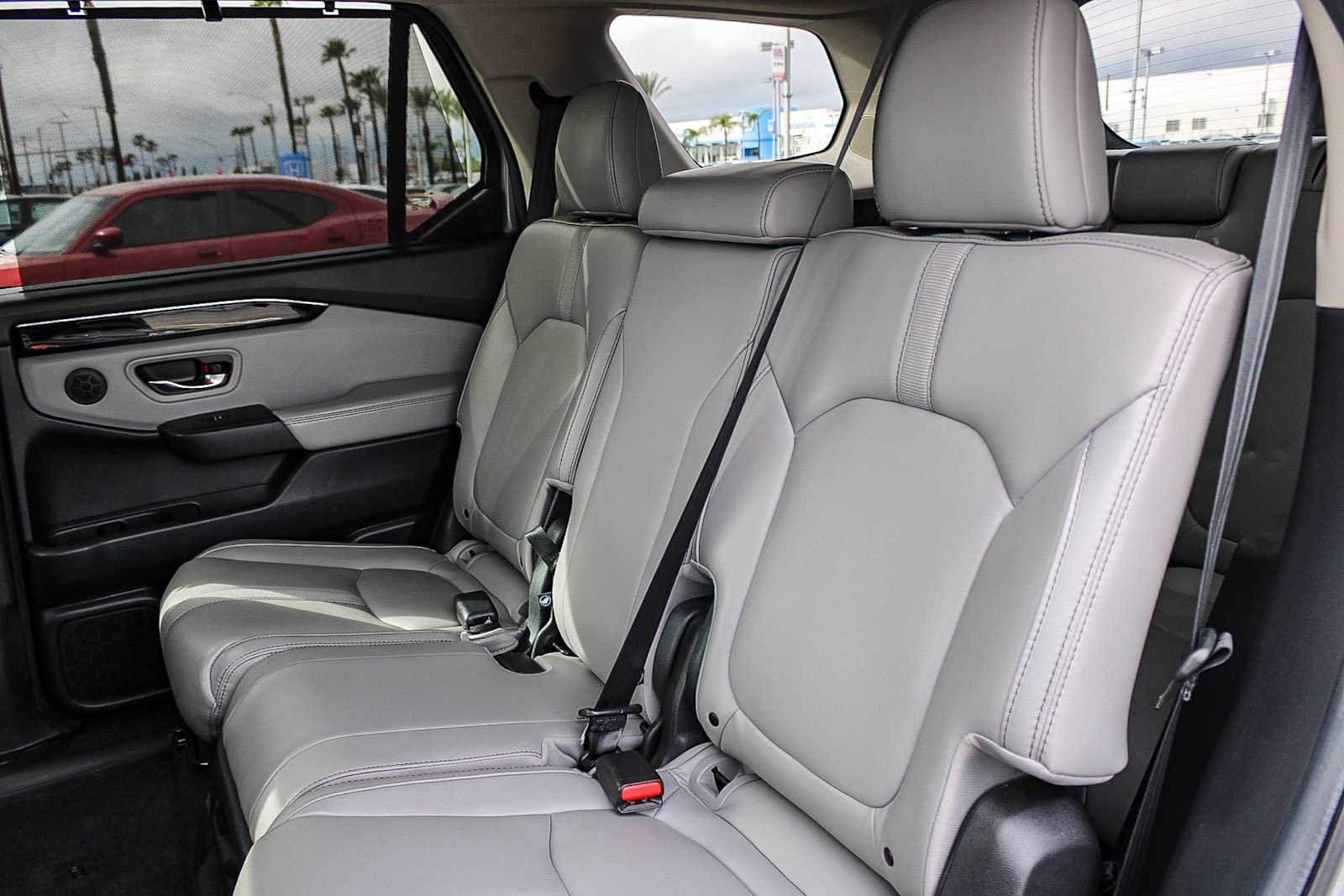 Certified 2025 Honda Pilot Touring image 19