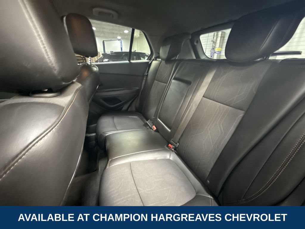 Used 2020 Chevrolet Trax LT w/ LT Convenience Package FWD image 33