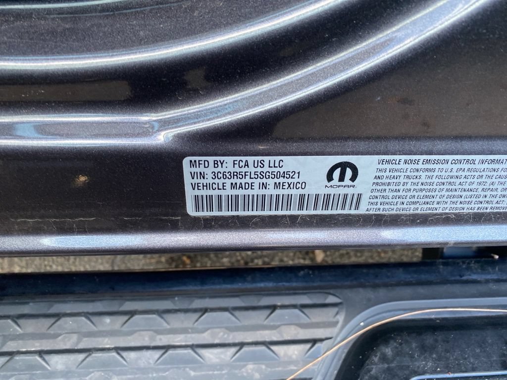 Used 2025 RAM 2500 Laramie AWD/4WD image 18