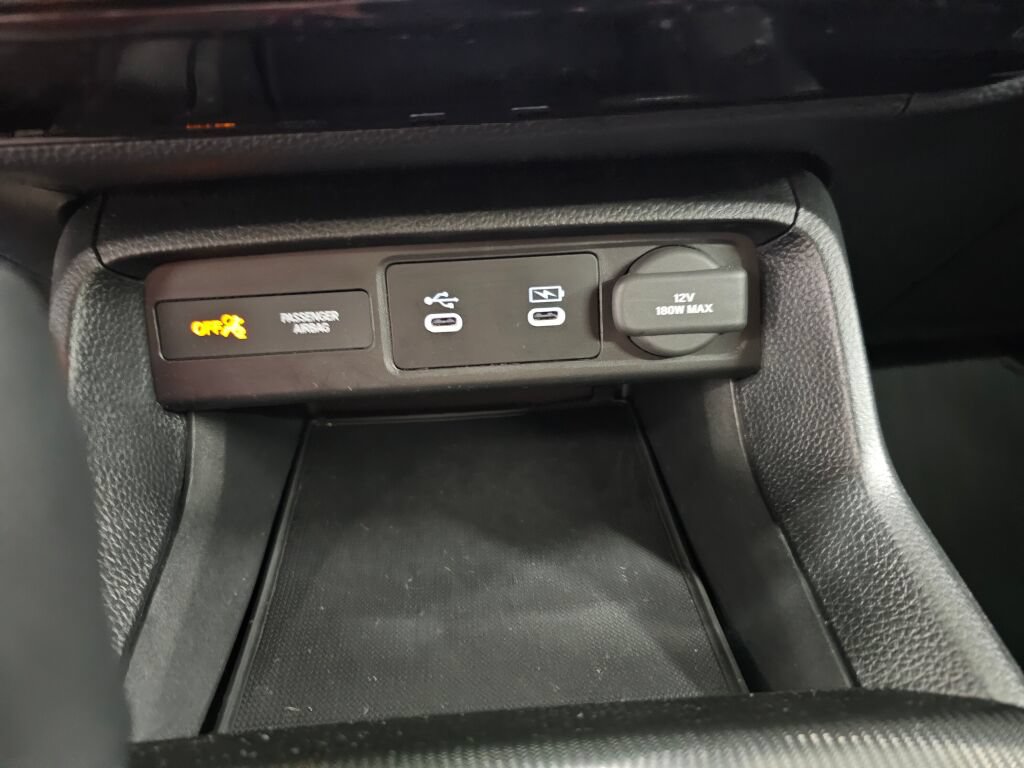 Certified 2025 Honda Civic Sport image 21