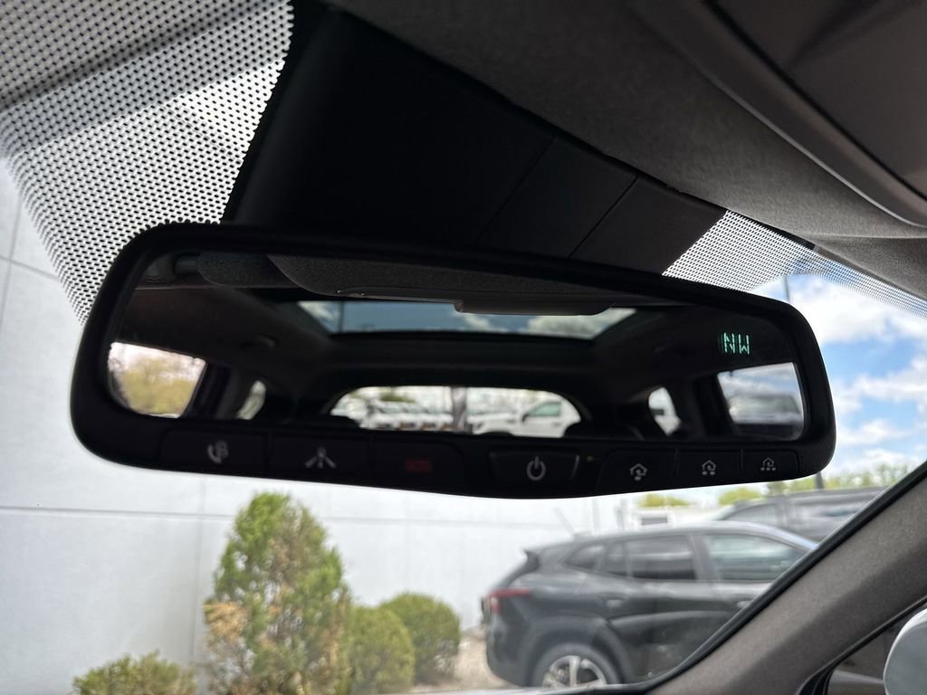 Used 2020 Hyundai Santa Fe Limited AWD/4WD image 30
