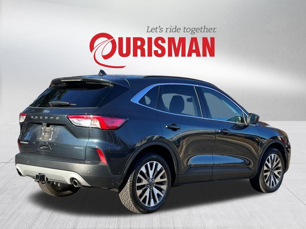 Used 2022 Ford Escape Titanium w/ Class II Trailer Tow Package image 5