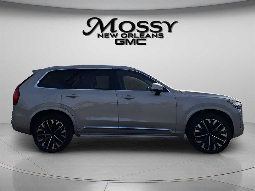 Used 2025 Volvo XC90 B6 Plus image 4