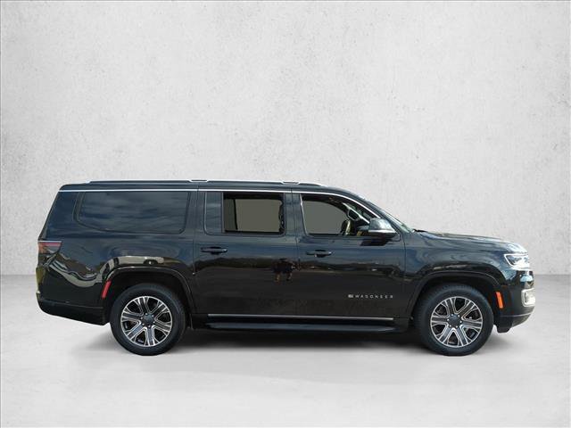 Used 2024 Jeep Wagoneer L Series II w/ Flexible Seating Group image 4
