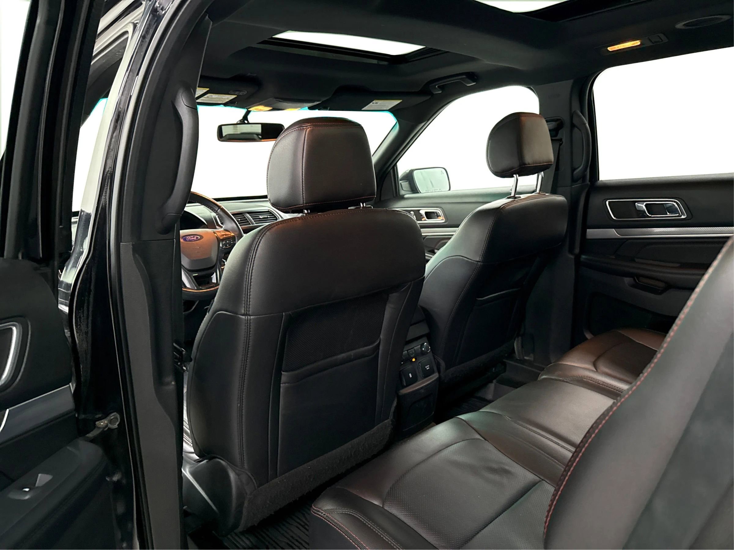 Used 2017 Ford Explorer Sport w/ Equipment Group 401A image 22