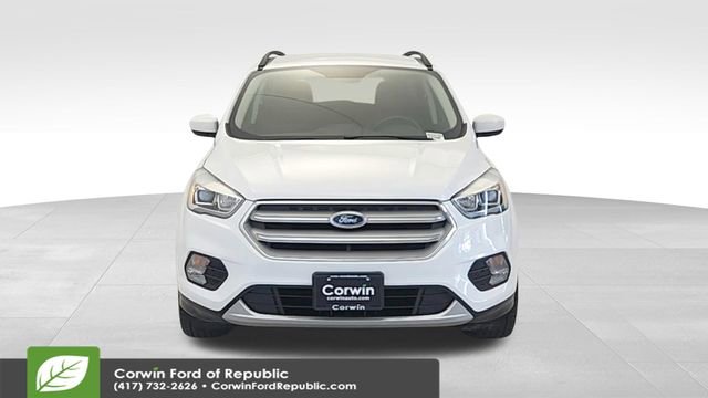 Used 2019 Ford Escape SEL FWD image 2