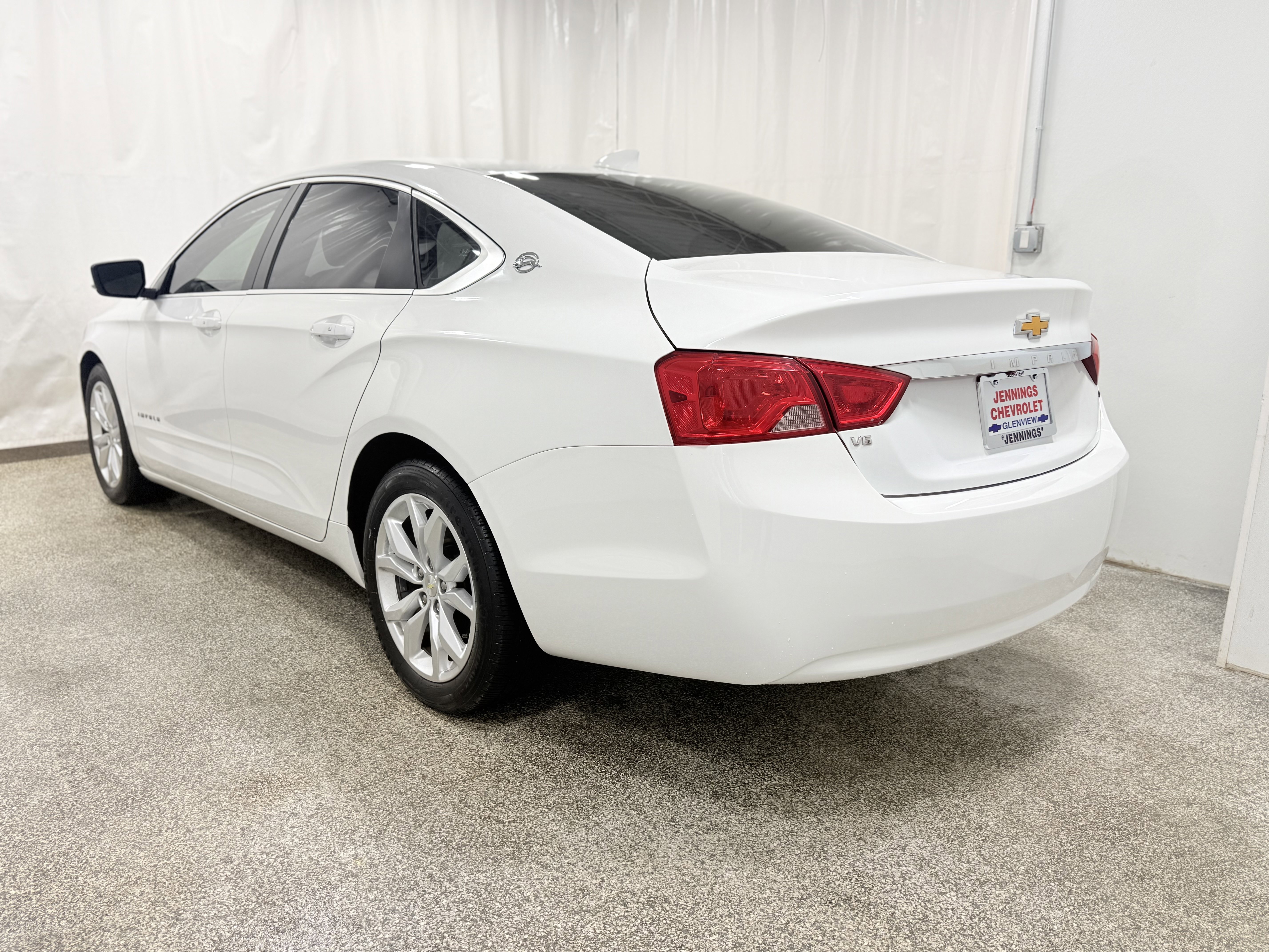 Used 2018 Chevrolet Impala LT image 6