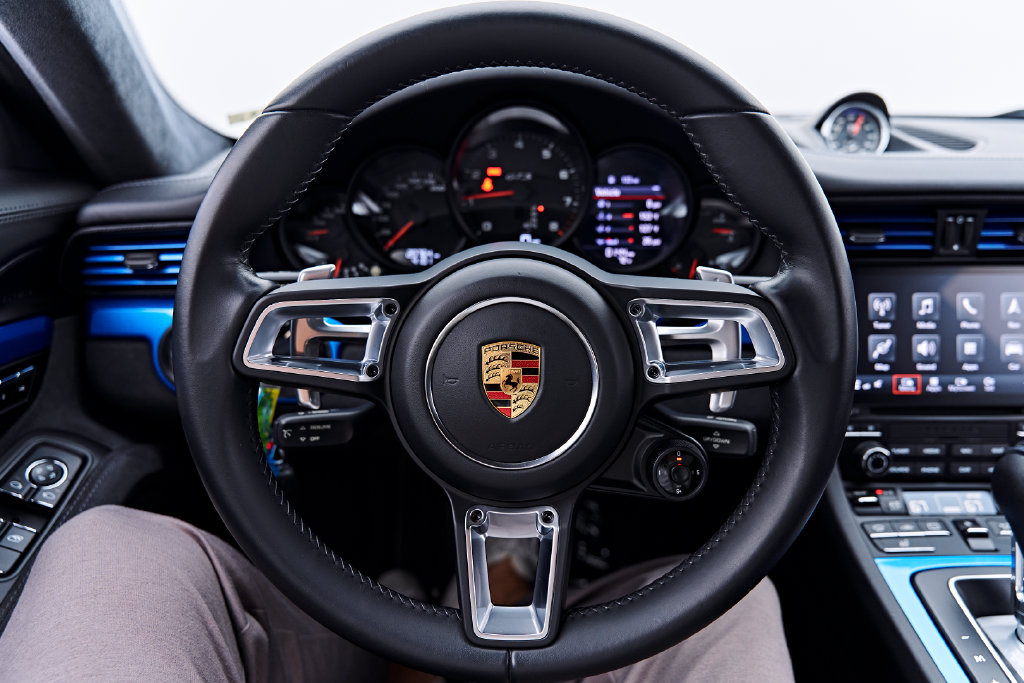 Used 2017 Porsche 911 Carrera GTS RWD image 49