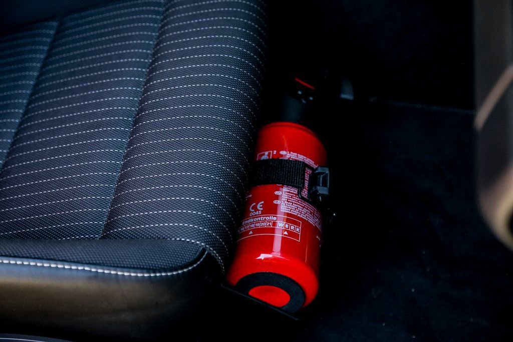 Used 2018 Porsche 911 Carrera T image 31