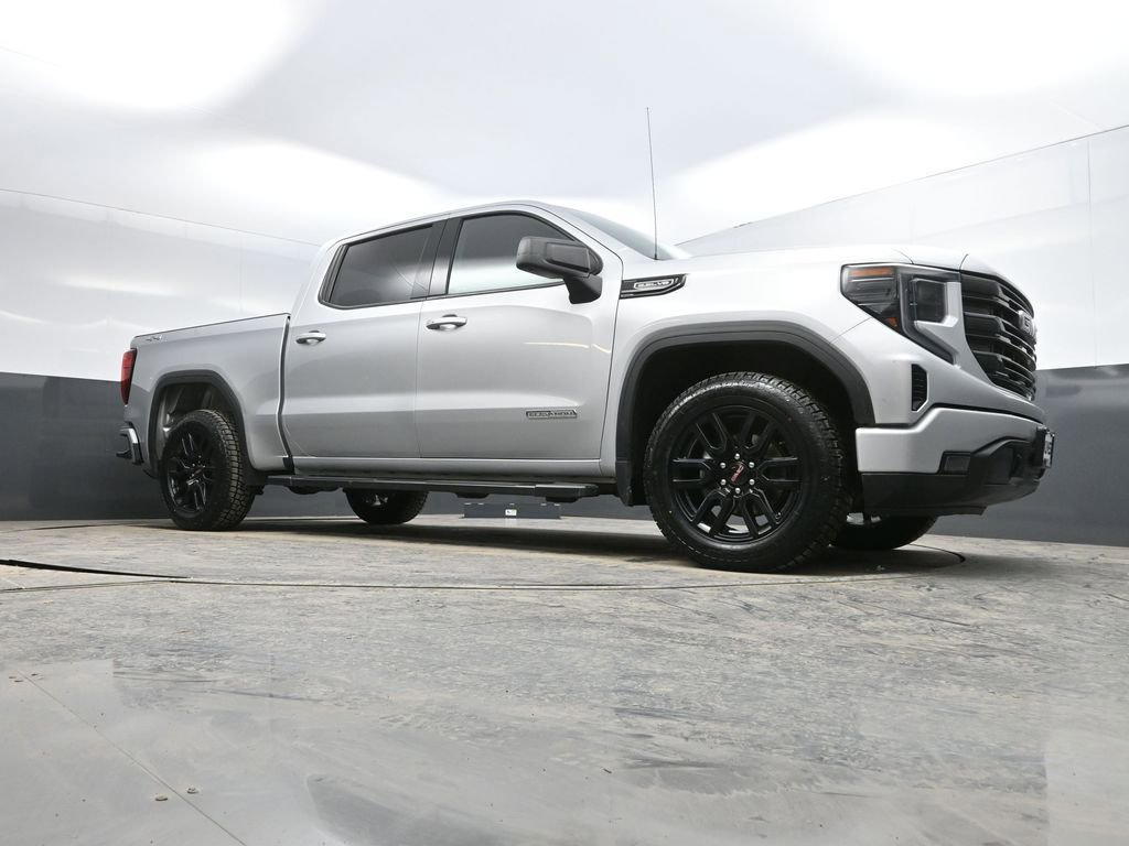 Used 2022 GMC Sierra 1500 Elevation image 31