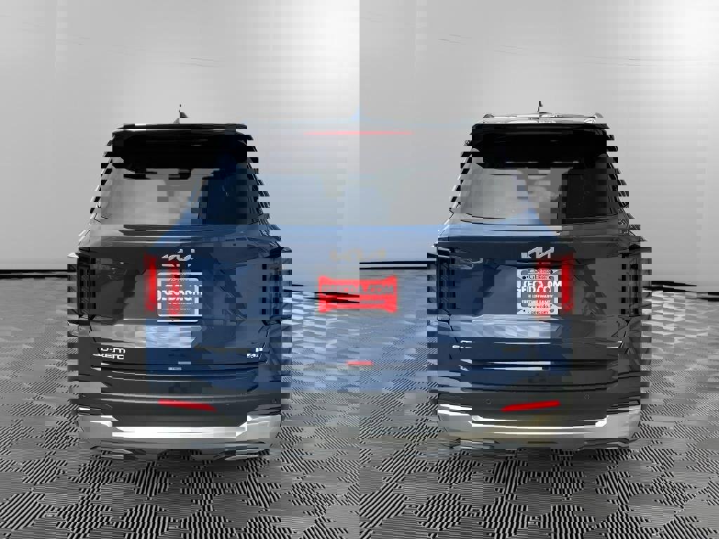 New 2026 Kia Sorento S image 5