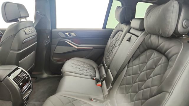 Used 2024 BMW X7 xDrive40i w/ M Sport Package image 34